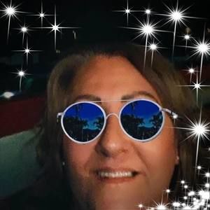 Meet your Posher, Alicia